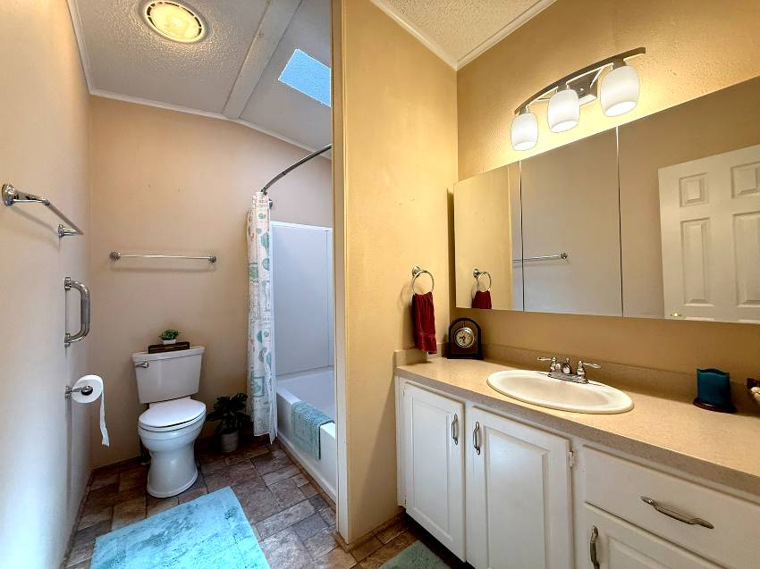 214 Hibiscus Way a Parrish, FL Mobile or Manufactured Home for Sale